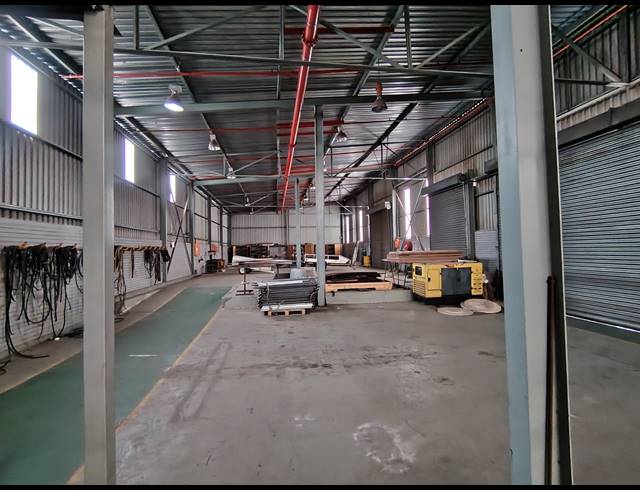 5,057M² WAREHOUSE FOR SALE IN CITY DEEP